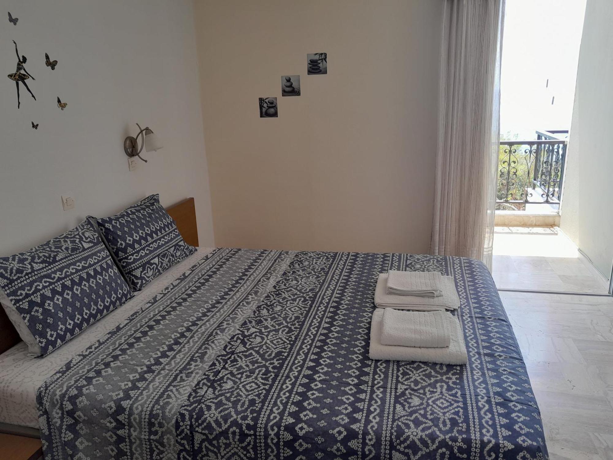 Livikon Studios & Rooms Rodakino Room photo